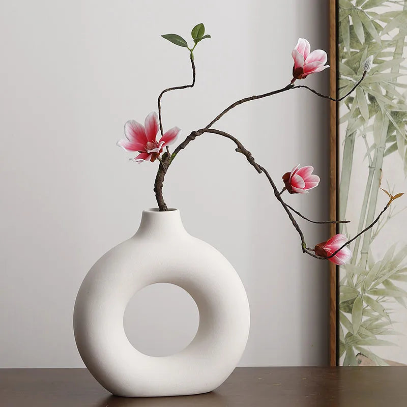 Vaso Decorativo Minimalista em Forma de Donut – Estilo Moderno