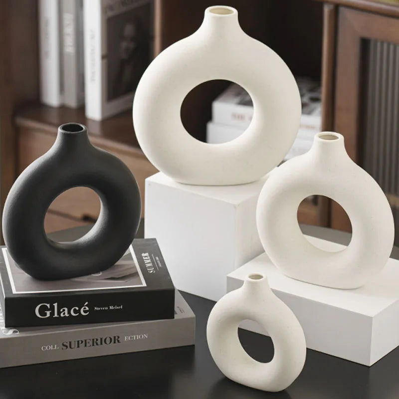 Vaso Decorativo Minimalista em Forma de Donut – Estilo Moderno