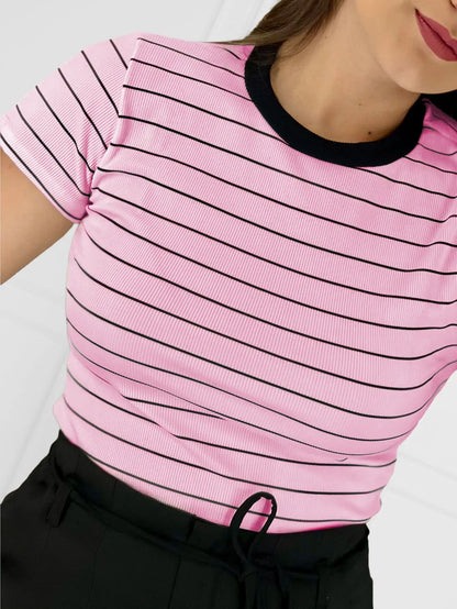 Camiseta Feminina Listrada Ribana – Estilo Casual Moderno – Primavera/Verão