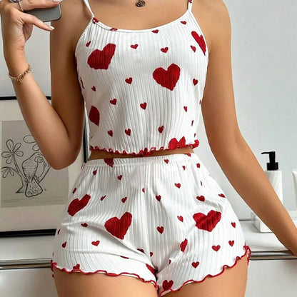 Conjunto de Pijama Feminino 2 Peças – Regata Cropped e Shorts com Estampa de Coração