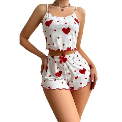 Conjunto de Pijama Feminino 2 Peças – Regata Cropped e Shorts com Estampa de Coração