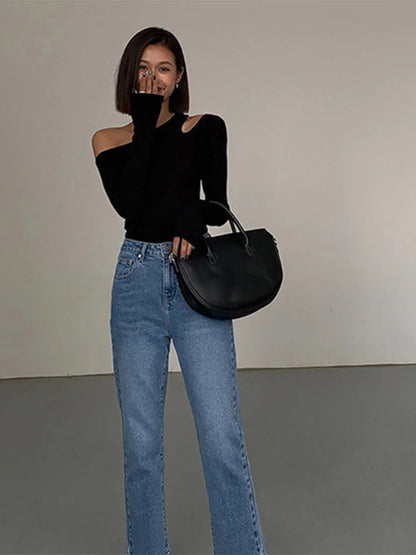 Blusa Feminina Ombro Caído Assimétrico – Slim Fit com Manga Longa