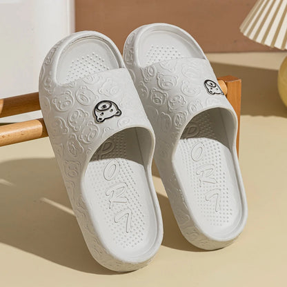 Chinelo Estilo Verão com Estampa de Ursinho