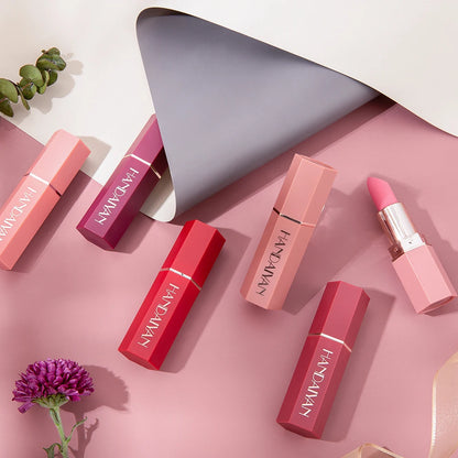 Batons Matte – 6 Cores à Prova de Transferência
