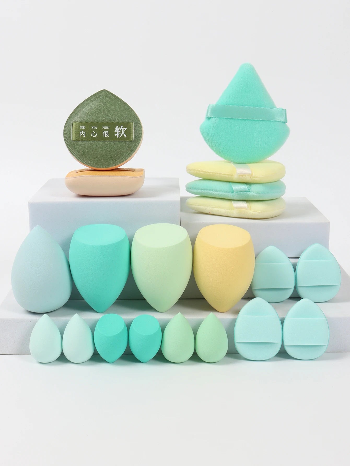 Kit com 20 Esponjas de Maquiagem – Esponjas e Puffs para Base