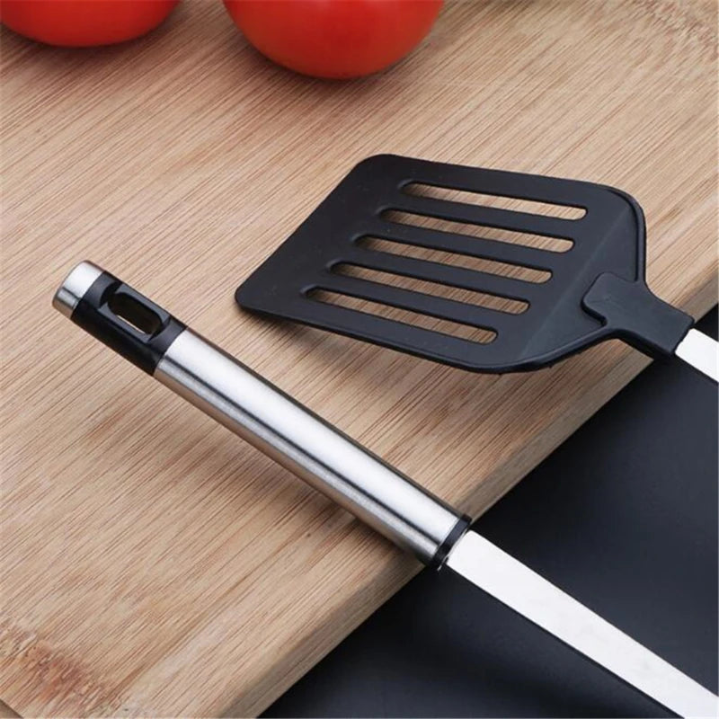 Espátula de Inox com Cabo de Nylon – Resistente ao Calor